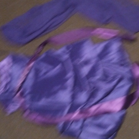 Prom dress - Picture 2 of 3